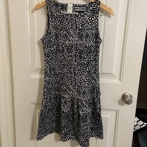 BANANA REPUBLIC SLEEVELESS DRESS